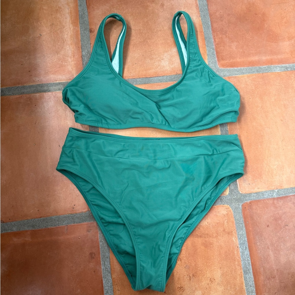 Green Women's Swimwear Set